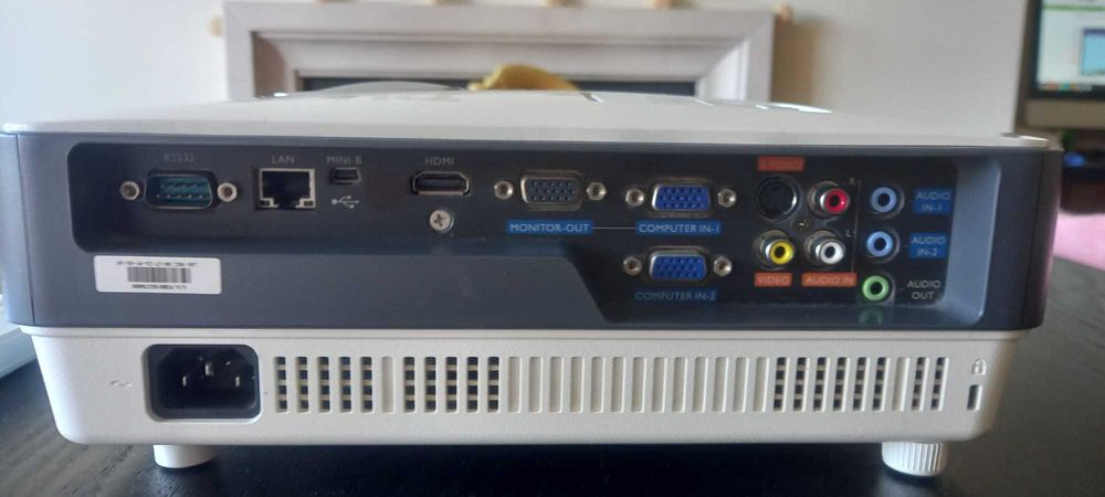 Projetor BENQ MX819ST XGA 3000 lúmens