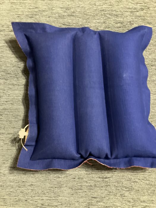 Almofada de campismo / praia insuflável