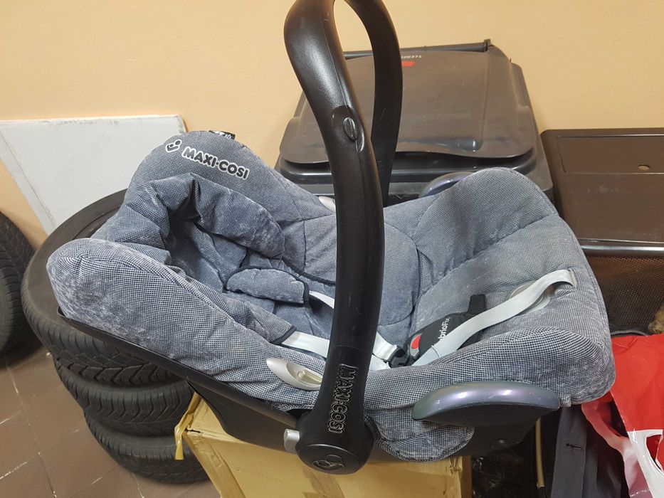 Sprzedam używany zadbany wózek Maxi-Cosi 3w1