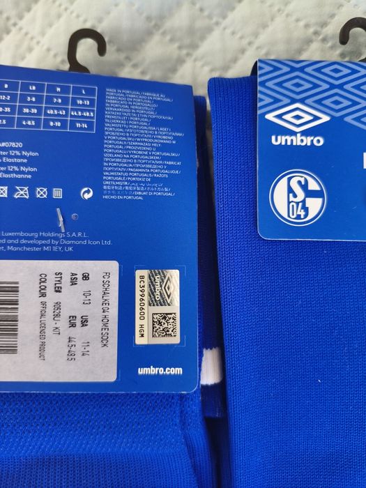 Umbro meias de futebol novas