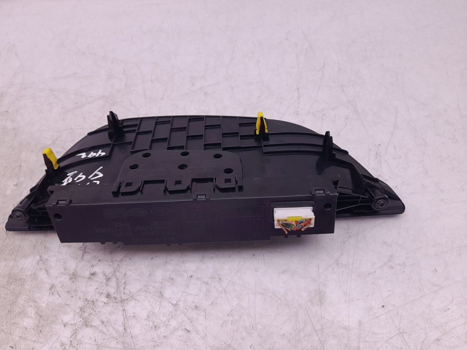 Display / ecrã de informações KIA Ceed (JD)