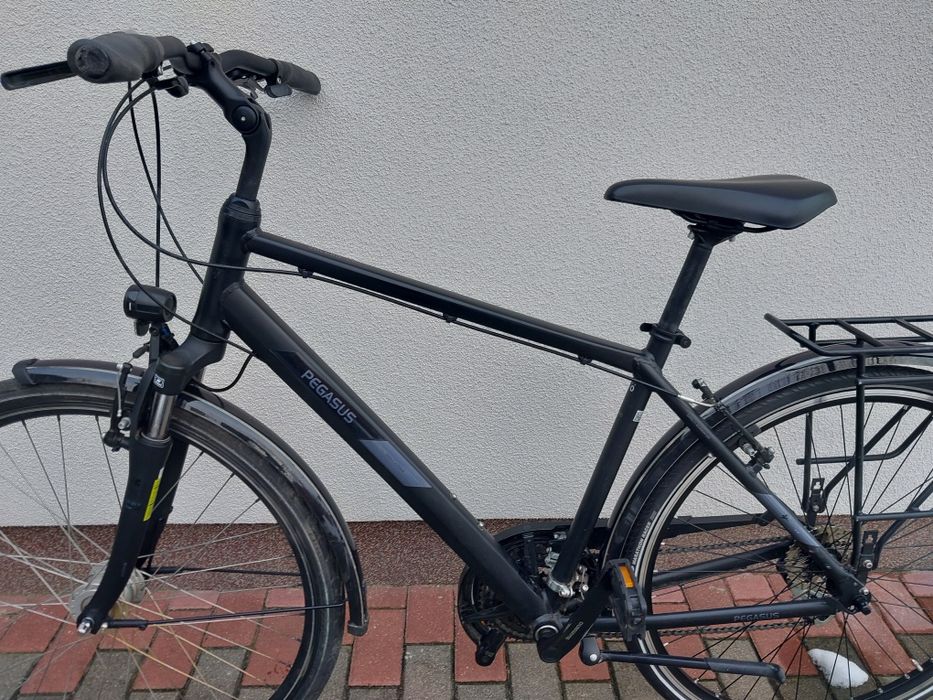 Rower trekkingowy, GIANT, PEGASUS aluminiowy,dynamo,