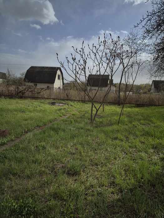 Дача під житло в Березанці.