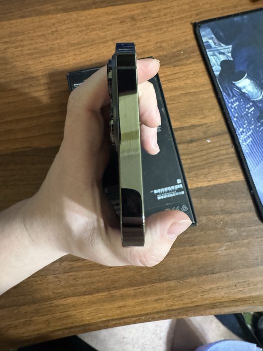 Продам iphone 13pro max 128