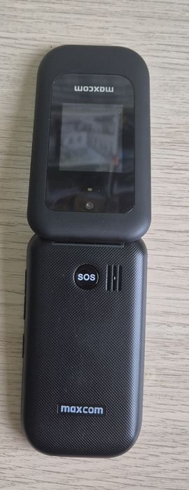 Telefon z klapką Maxcom mm827 + ładowarka
