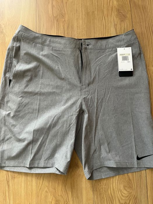 Spodnie nowe Nike rozmiar 52-54