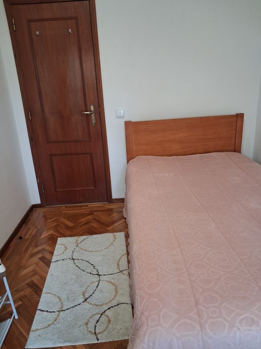 1 quarto para arrendar