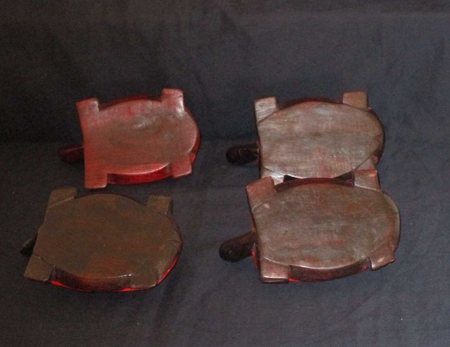 Várias Tartarugas em madeira exótica escultura vintage