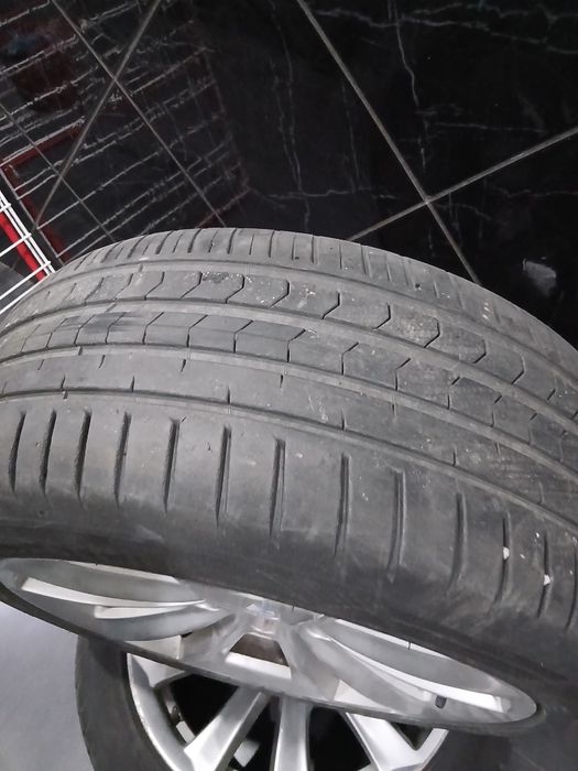 Vendo 4 jantes de bmw usadas com pneus com pouco uso