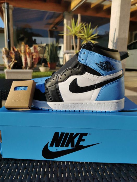 Air Jordan 1 High OG UNC Toe