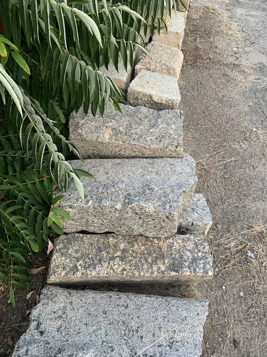 Бордюры гранитные и бетонные