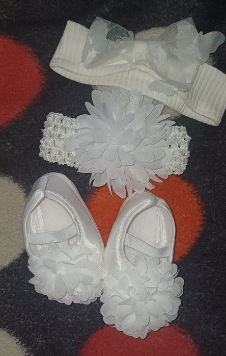 Sprzedam ubranko do chrztu