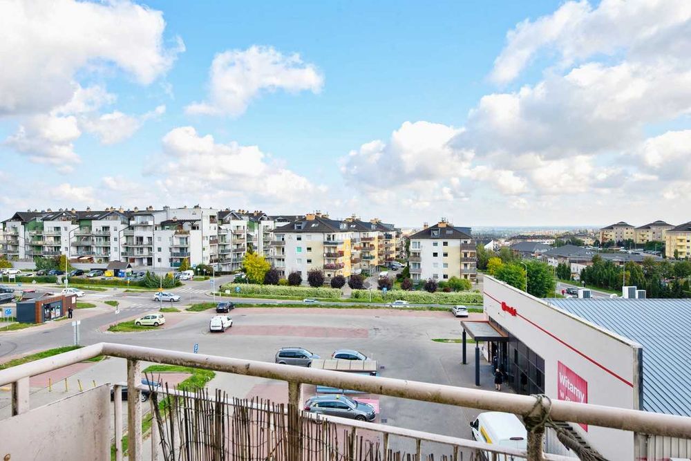 Ujeścisko ul. Rogalińska / Kawalerka / parking + piwnica