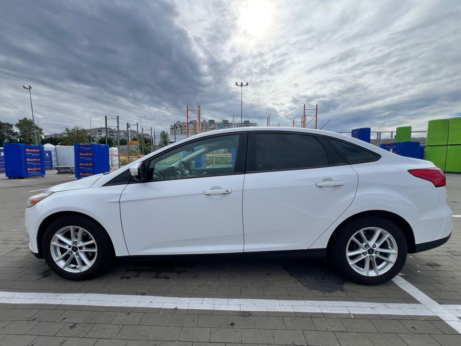Продаж Ford Focus 2.0 бензин автомат 2016 рік