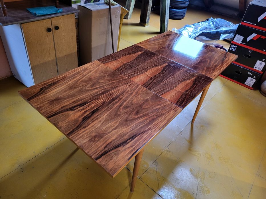 Stół rozkładany Bytomskie Fabryki Mebli + 6 krzeseł