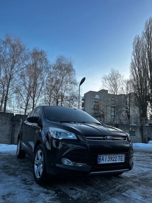 Продам Ford Escape