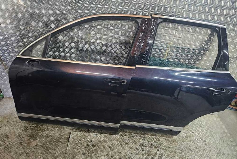 Двери правые левые передние задние VW Touareg II III Разборка