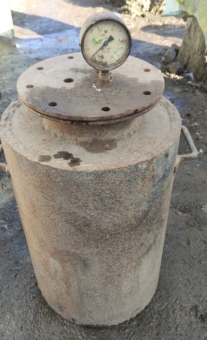 Автоклав на 75 банок в хорошому стані.