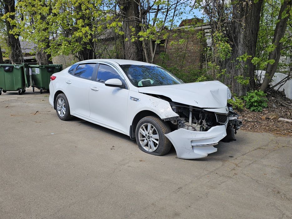 Kia    K5    2016