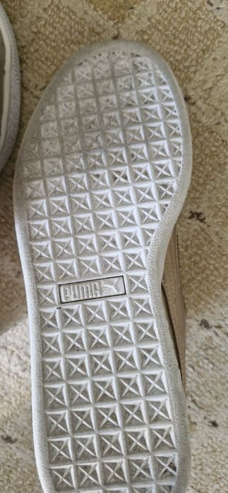 Продаю кроссовки Puma 40 размер