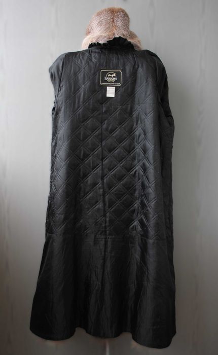 Длинная шуба из натурального меха нутрии, размер L