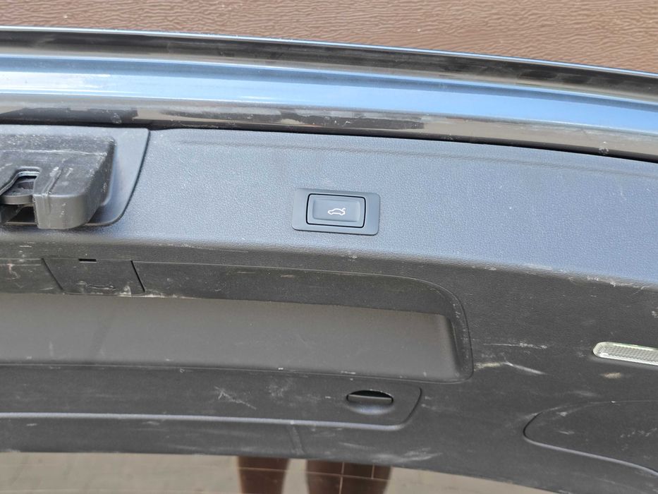 Elektryczna klapa bagażnika Audi A4 B9 Kombi avant LX7L