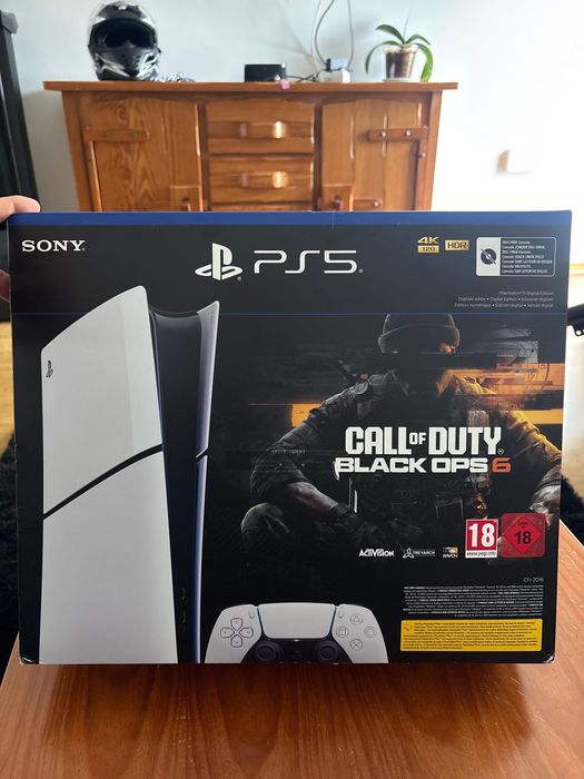 PlayStation 5 e com Call of Duty black ops6