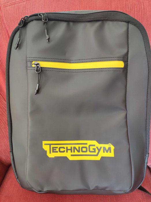 Рюкзак черный TECHNOGYM