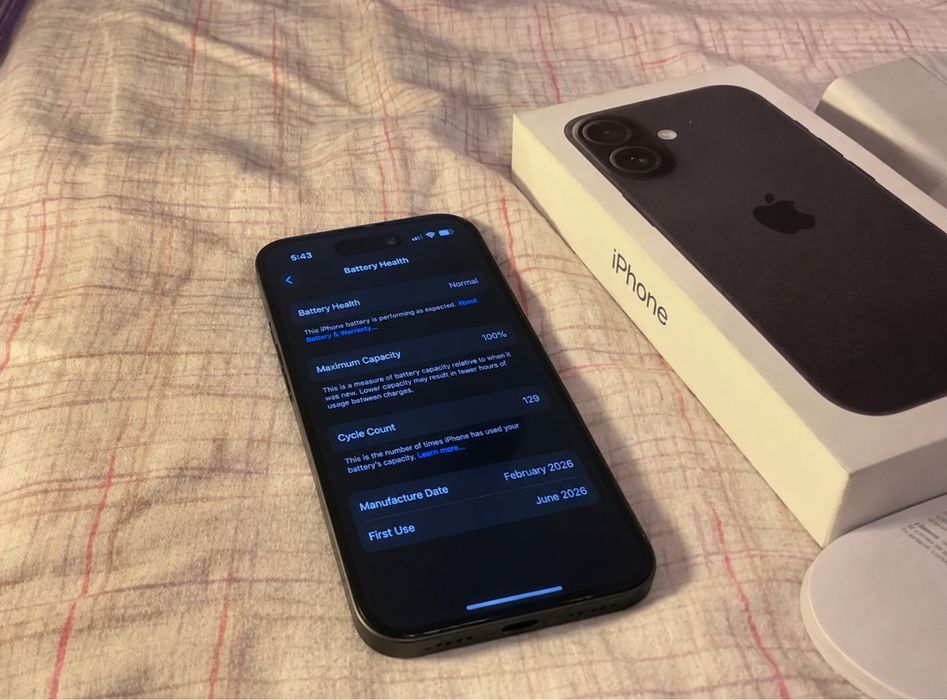 Iphone 16 com garantia de 2 anos bom estado