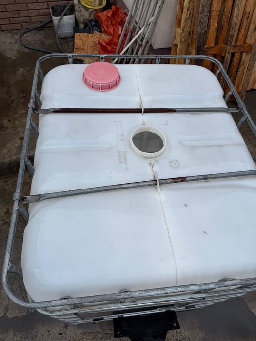 Єврокуб, куб, бочка, ємність 1000 літрів