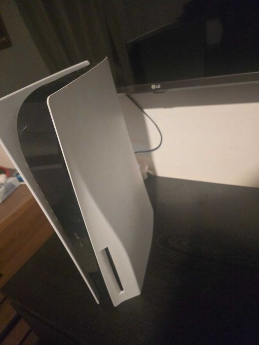 Vendo ps5 em condiçoes