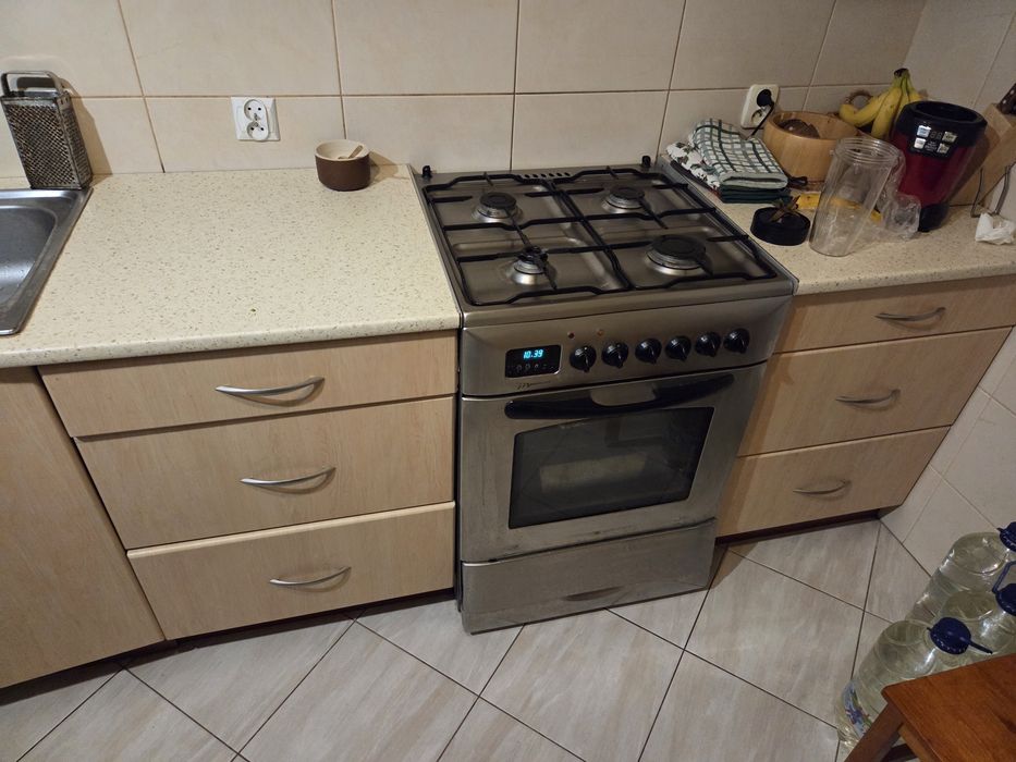 Zestaw mebli kuchennych W-wa