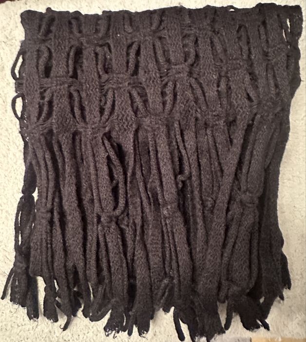 Czarny szal szeroki splot