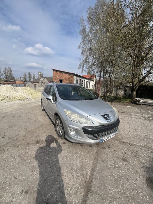 Продам пежо 308.