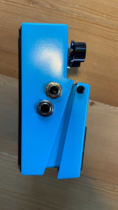 Boss CE-2W Chorus Waza Craft