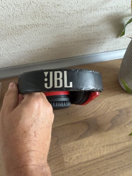 Sluchawki bezprzewpdowe JBL E50BT