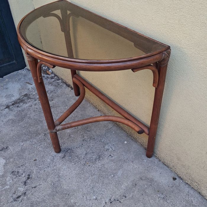 Mesa de apoio linda