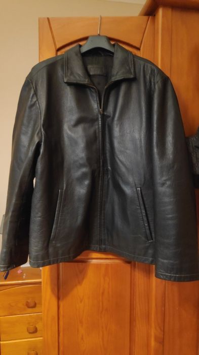 Casaco couro homem.