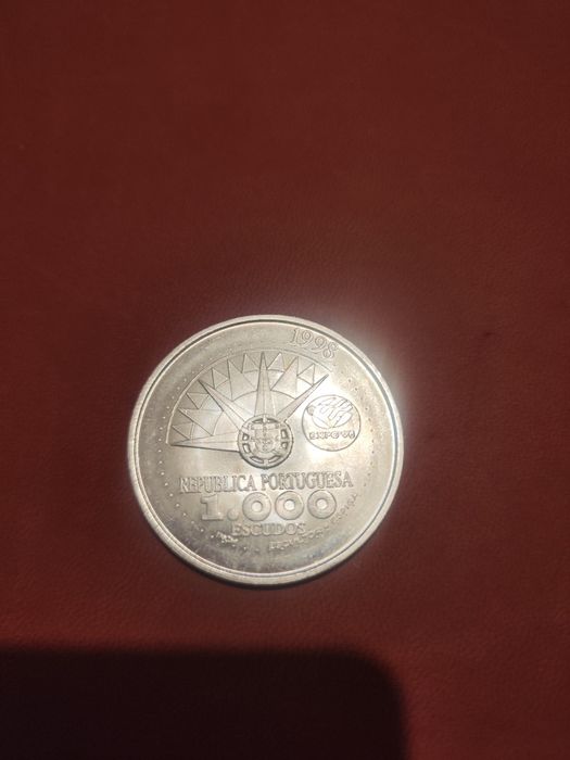 Moeda de prata   comemorativa de 1000 escudos