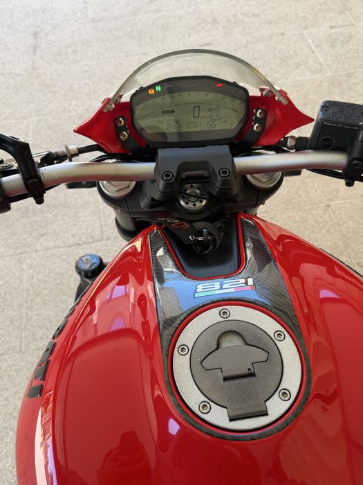 Ducati Monster 821