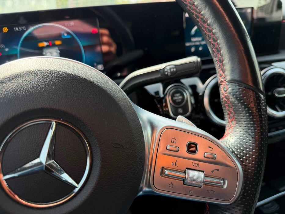 Mercedes Classe A - A220 AMG - 190cv - Preto