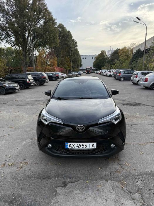 Продам Toyota Ch-R