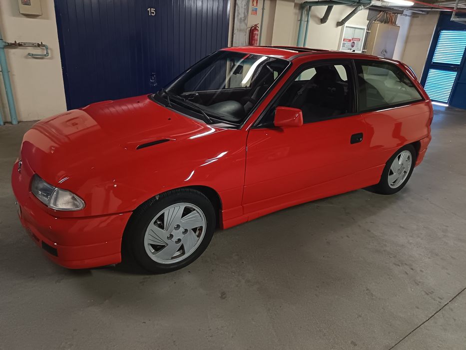 Opel Astra GSI 16v