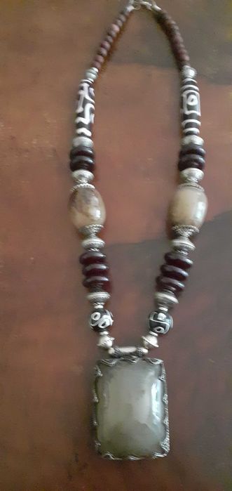 Colar africano tribal