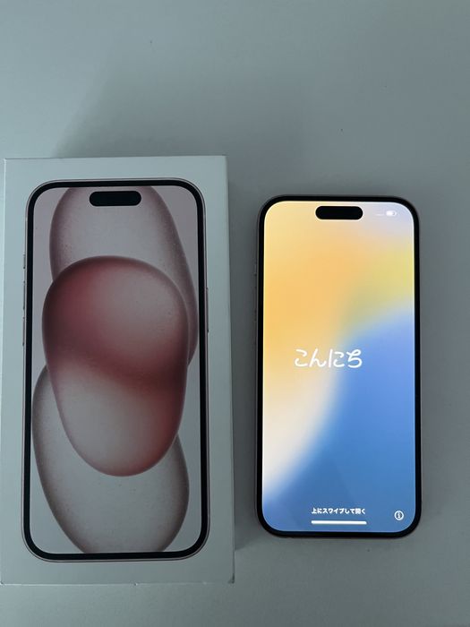 iPhone 15 różowy stan igła