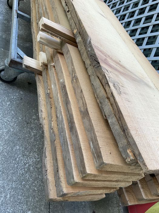 Madeira casquinha serrada