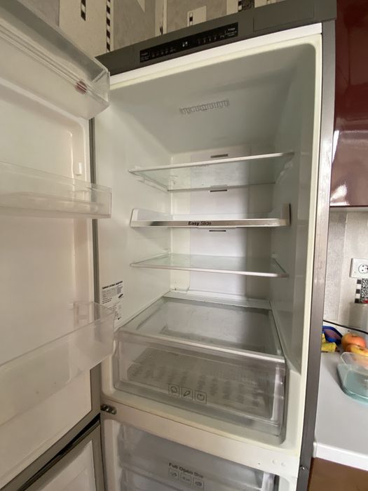 Холодильник  Samsung No Frost
