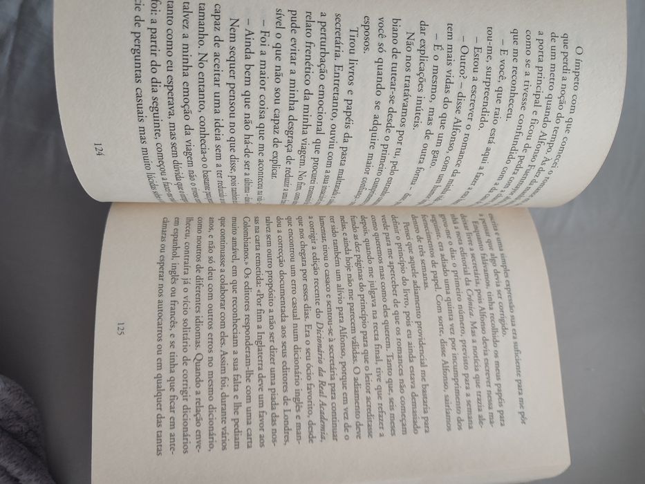 Livro 'Viver para Contá-la'