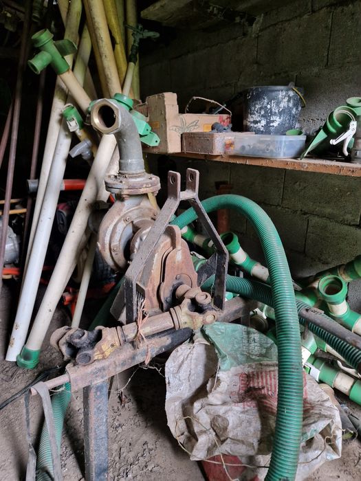 Bomba de rega para trator