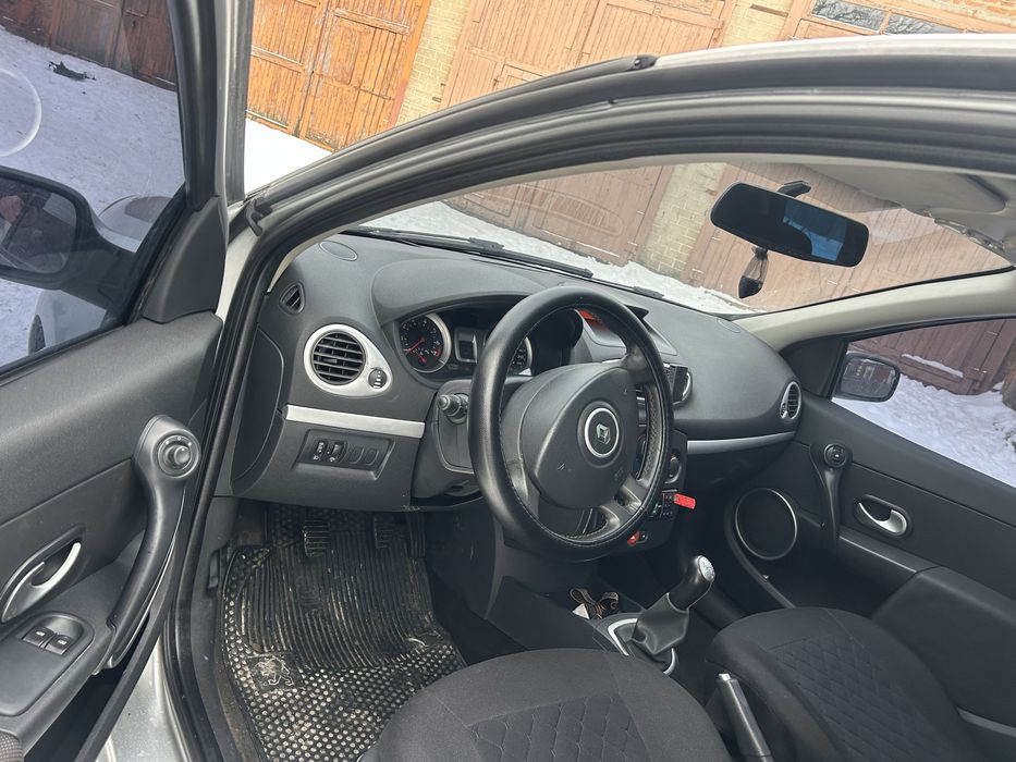 Renault Clio III покоління, 1.2 бензин
